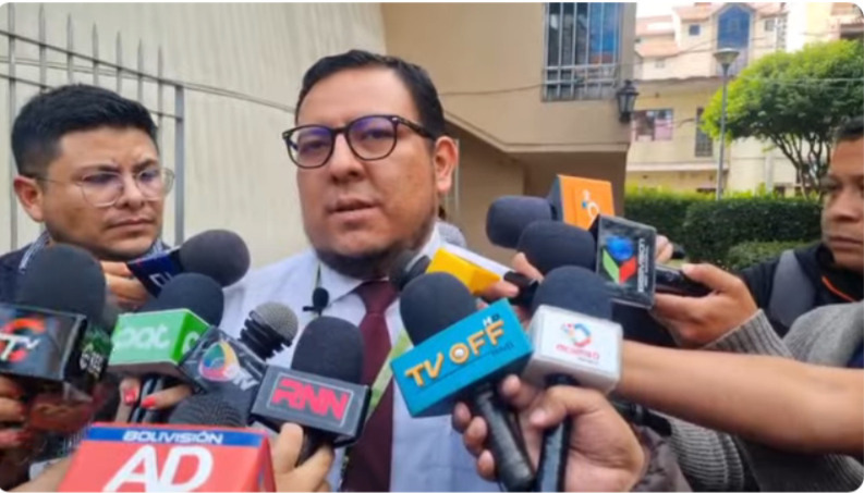 Fiscalía secuestra documentos en el TCP y mantiene alerta migratoria contra exmagistrados investigados